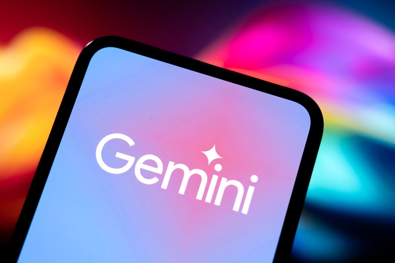Anthropic Raids Google Again As 2 Gemini Researchers Head For The Exit