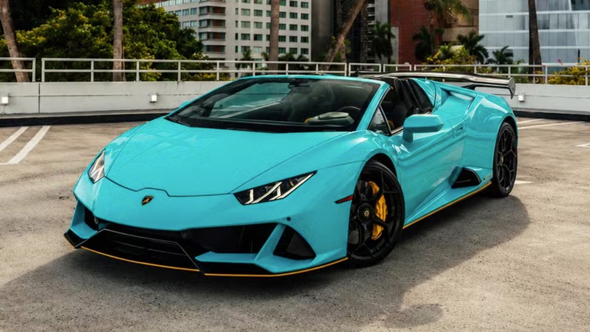 A Lamborghini for $23? Turo’s Renting Italian Cars Crazy-Cheap as a World Cup Promo