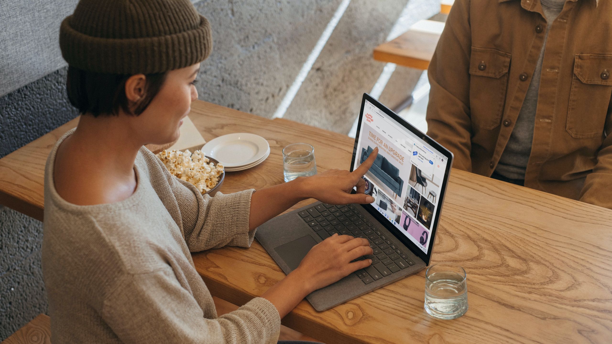 Microsoft Edge and Aloha caught sharing precise user location data with third parties