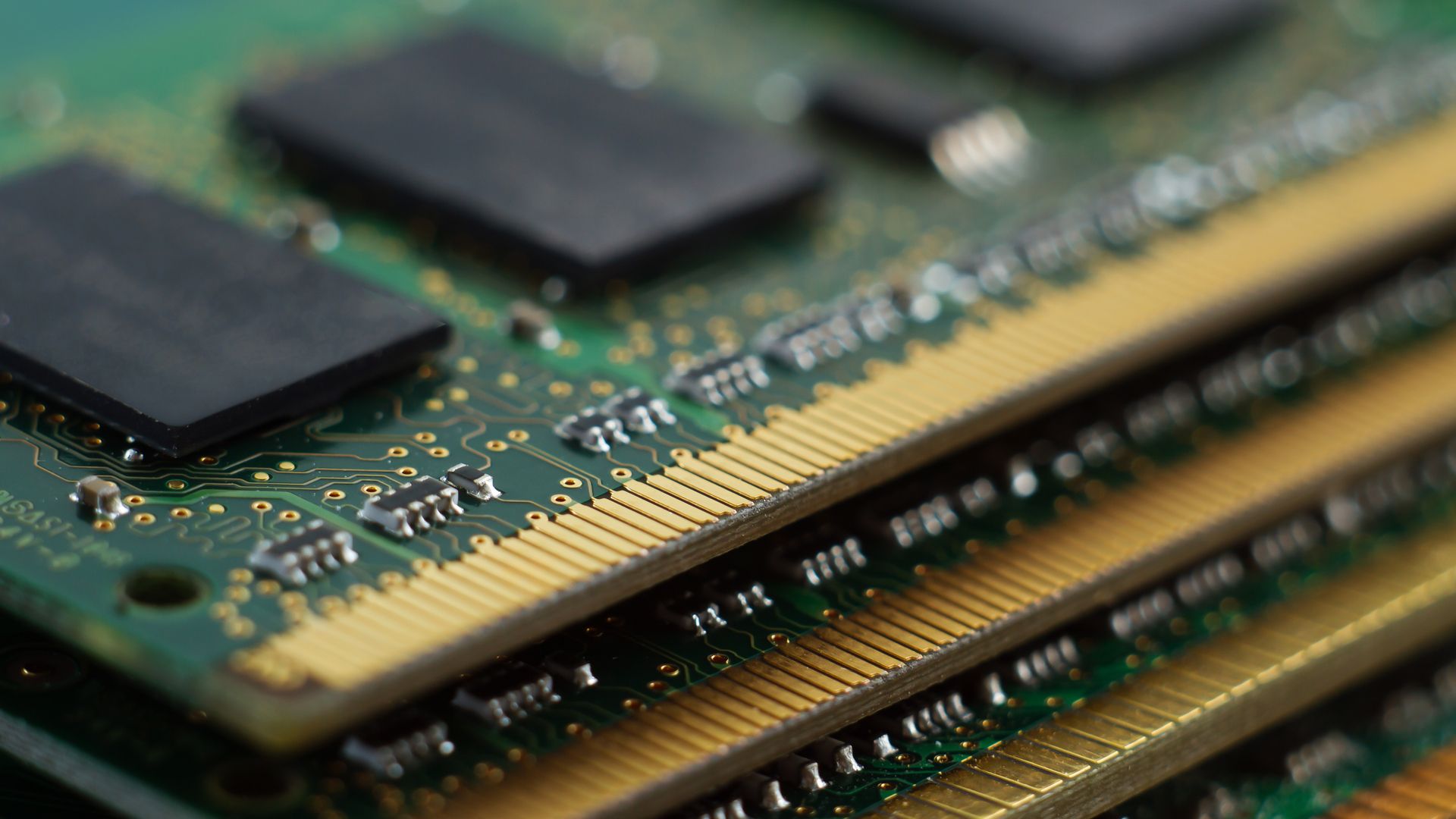 AMD buys startup to transform SSDs into cheap ‘virtual RAM’