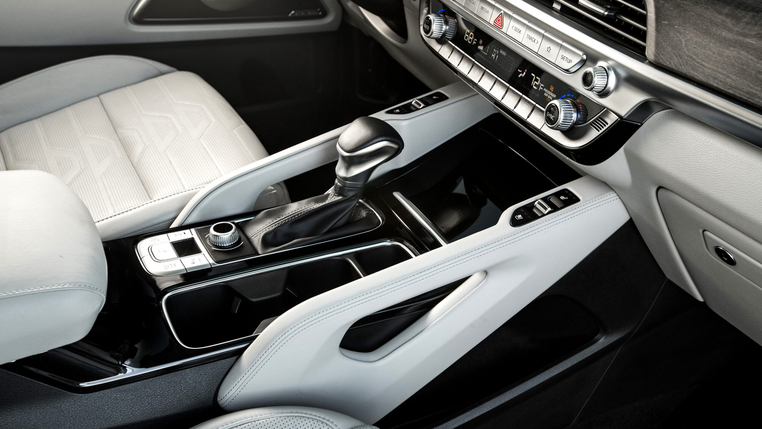 Kia Tells Nearly Half A Million SUV Owners To Park Outside Over Hot Seats | Carscoops