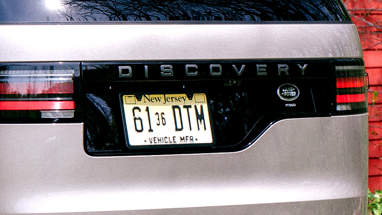 Water Keeps Wrecking Discovery’s Camera, So Land Rover Is Reaching For A Drill | Carscoops