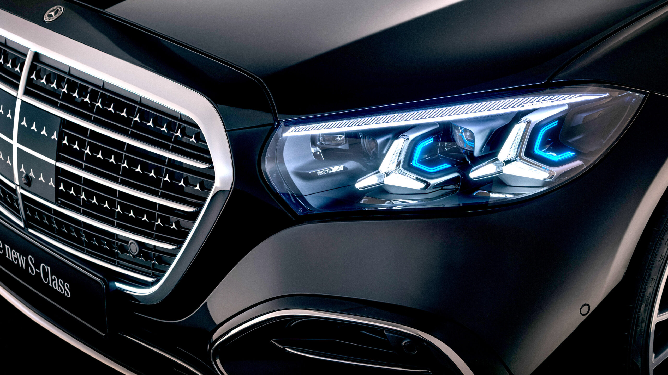 Insurers Are Done Tossing $1,430 Headlights Over One Cracked Lens | Carscoops