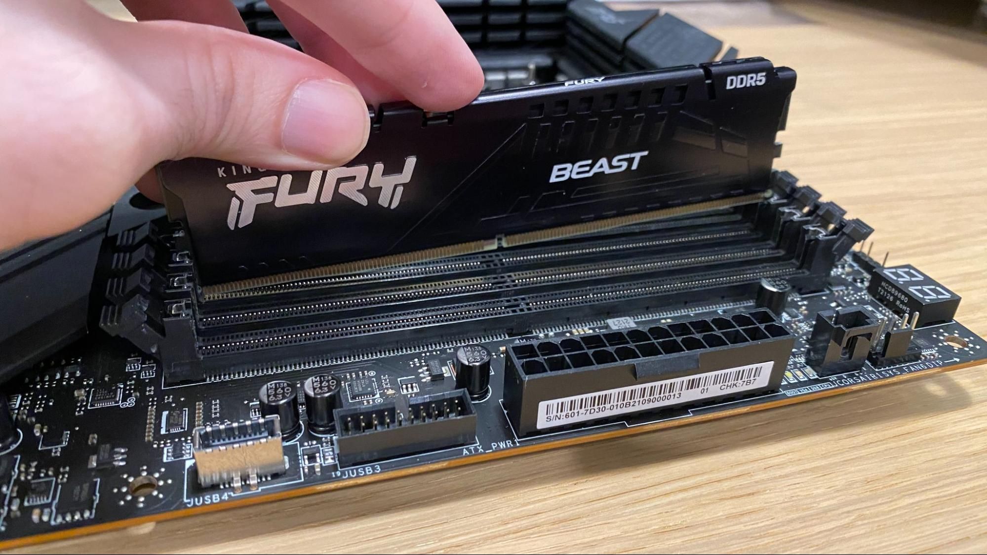 RAM thieves in China jailed after looting a string of eSport hotels — stole 16 sticks worth $2,000 in ‘frenzied hotel room-dismantling’