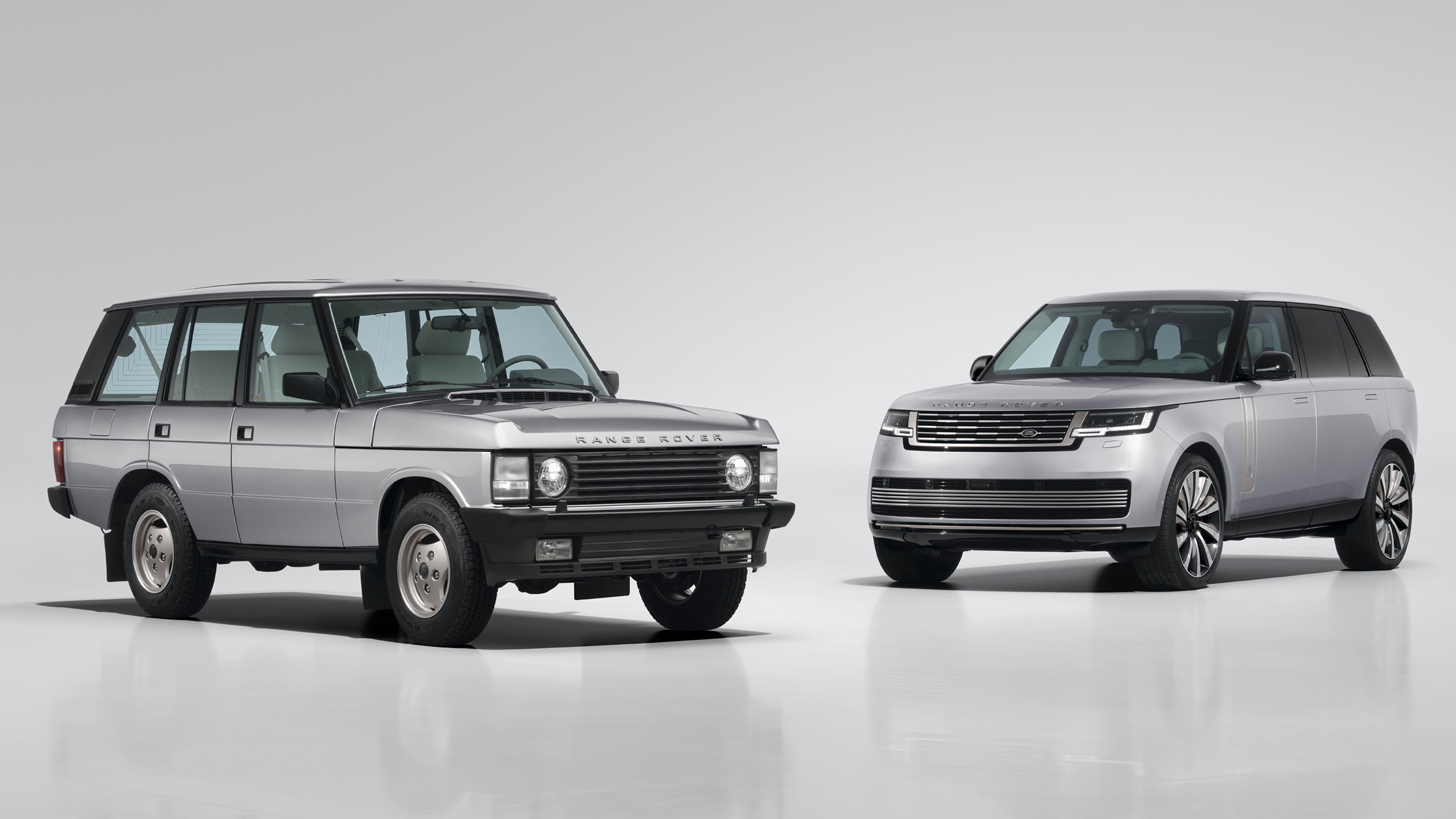 You Can’t Buy Land Rover’s New Flagship Without This Matching 1993 Classic | Carscoops