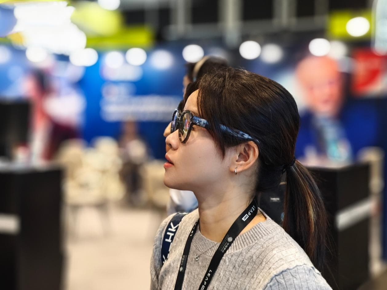 VisionRay Flow Pro Smart Glasses Released: 20MP Camera, 35g Weight, $19