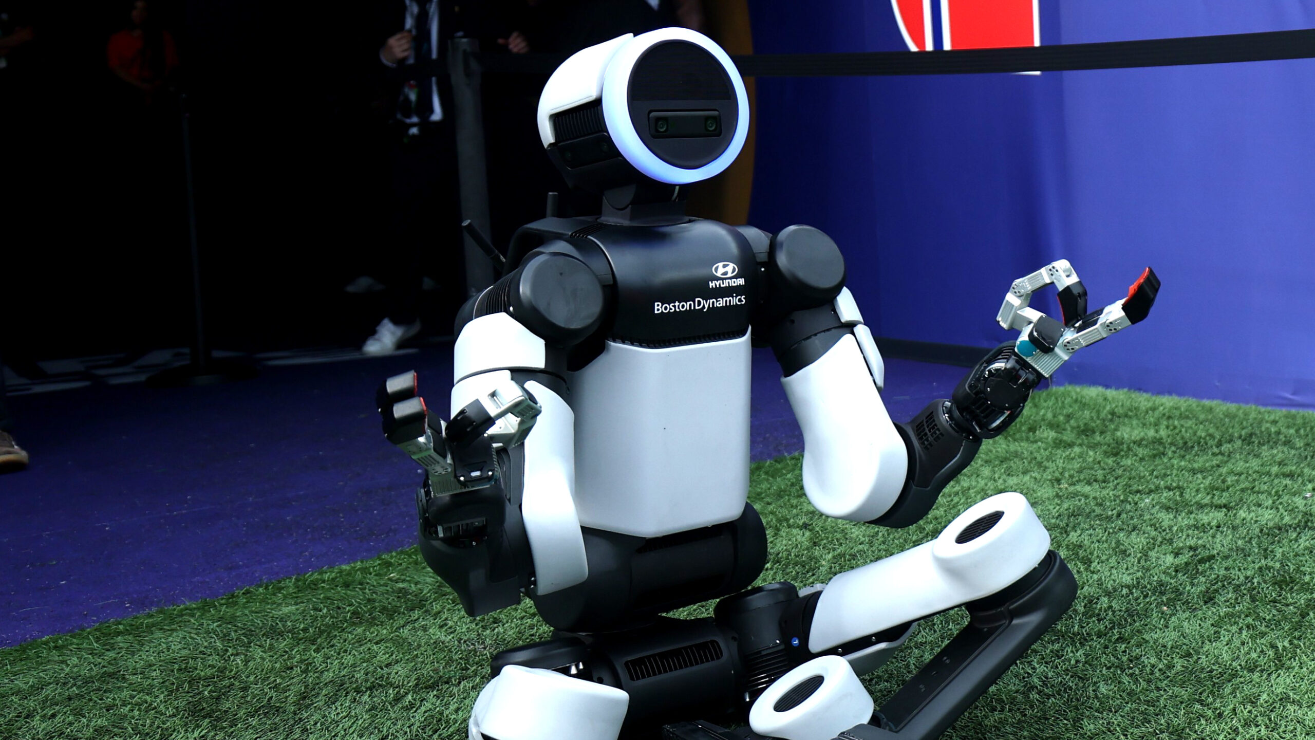 Hyundai Now Fully Owns The Robot Maker Its Own Workers Went On Strike To Stop | Carscoops