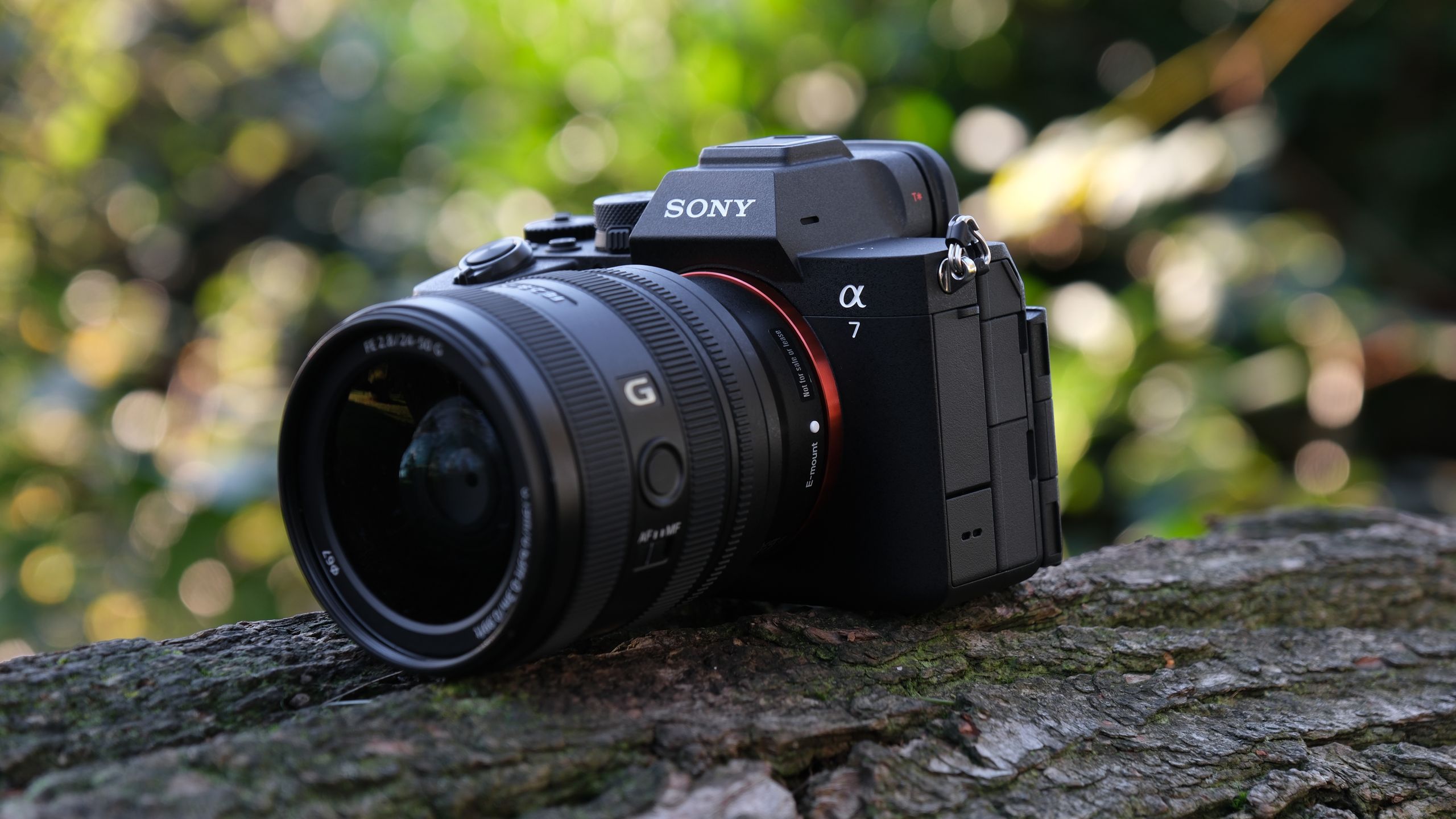 This multi-award-winning full-frame camera features “headline-grabbing improvements” we hadn’t seen on a Sony camera before – now it gets a rare price cut