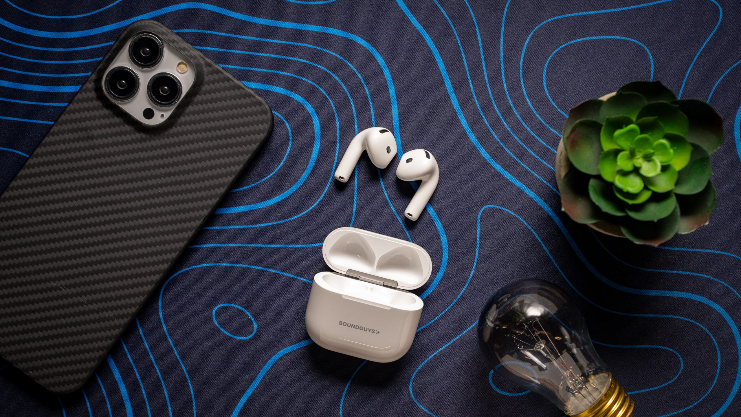 Apple AirPods 4 with ANC fall to $144.99 in this Amazon deal
