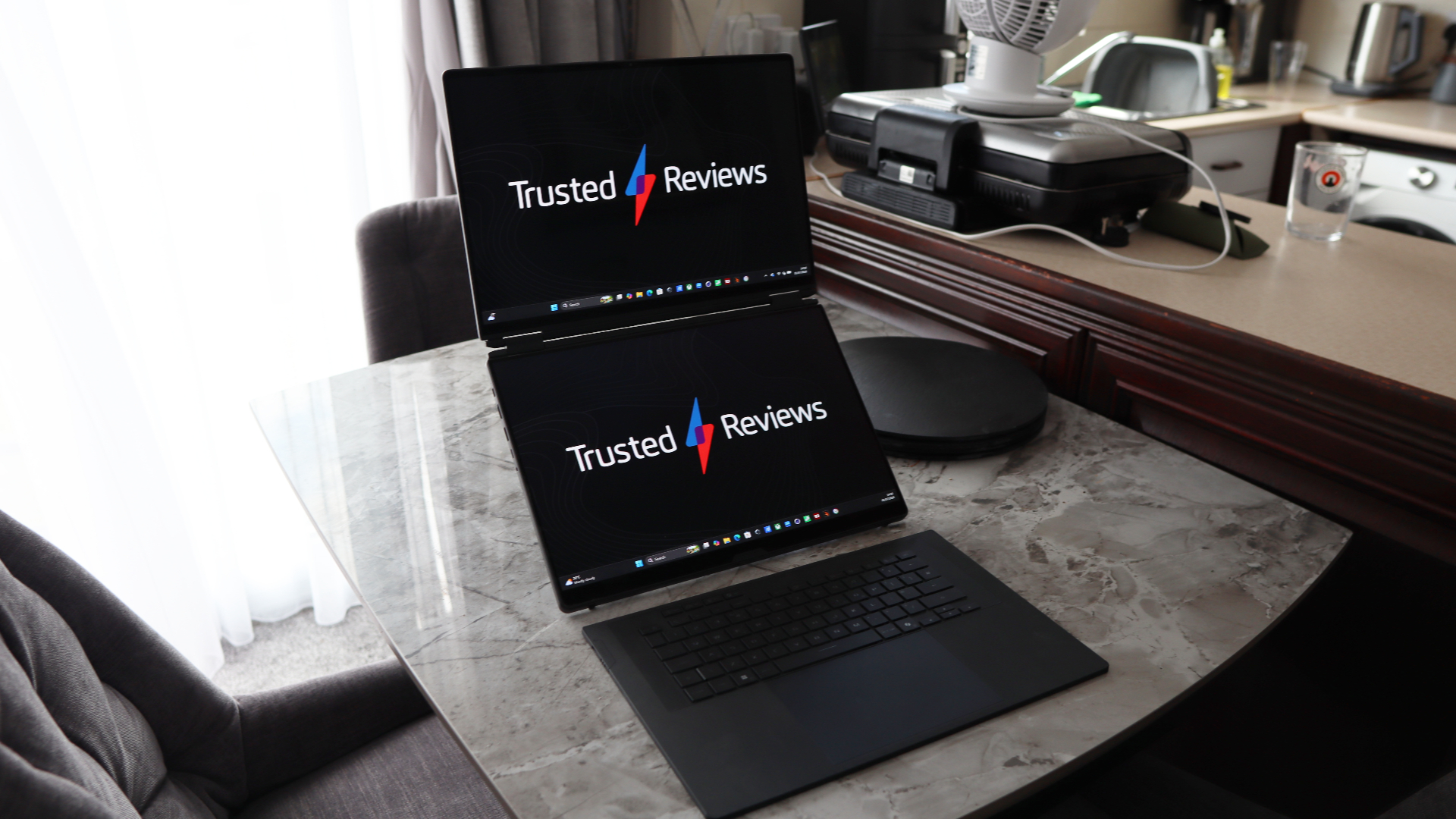 Asus ROG Zephyrus Duo (2026) Review