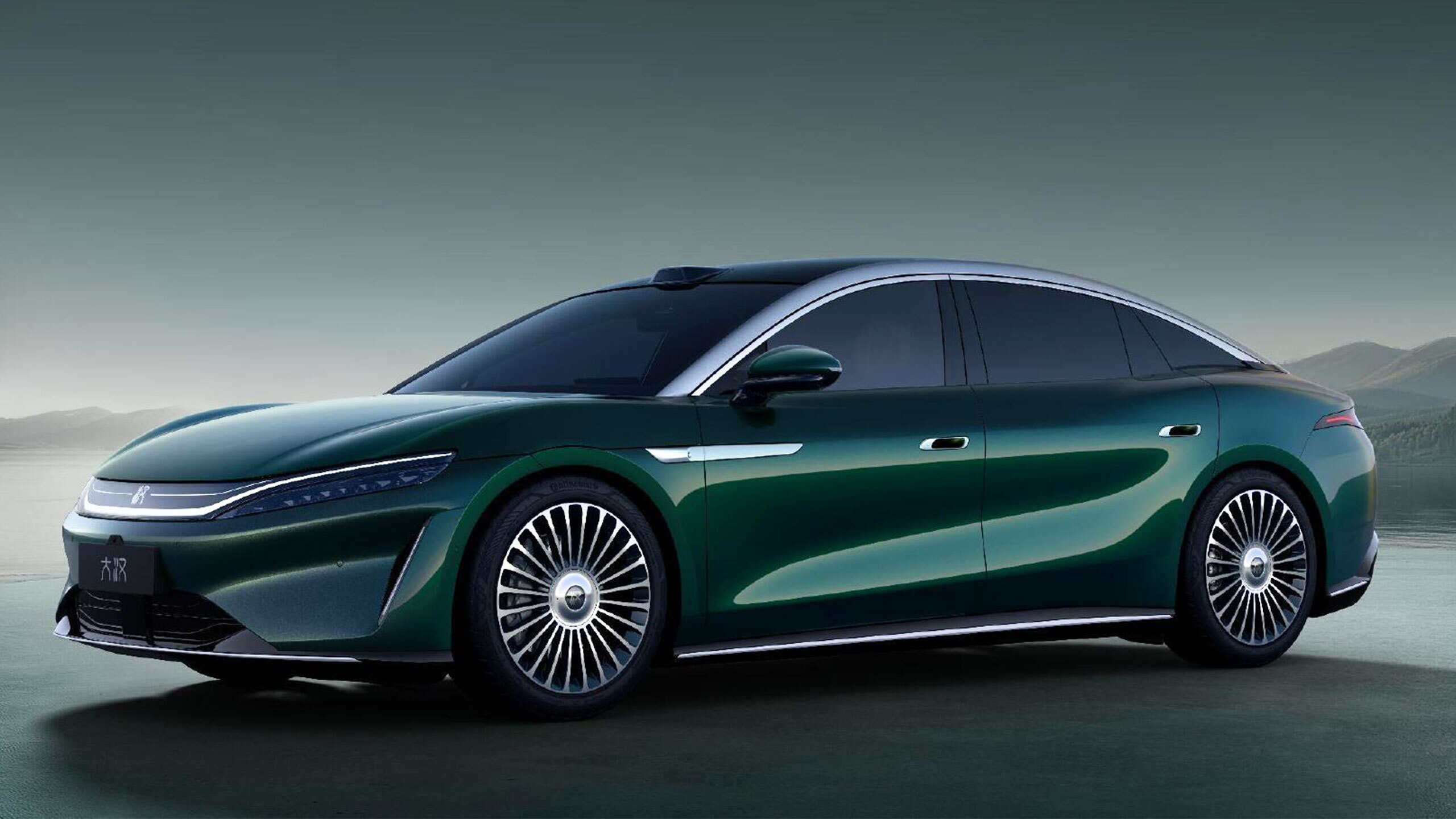 It Takes A 1,600-Pound Battery To Move A BYD Sedan Longer Than An S-Class | Carscoops