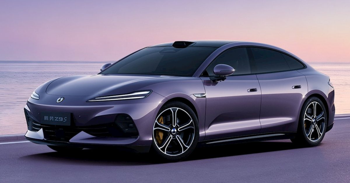 BYD unveils its latest luxury EV with sleek fastback styling and 570 miles of range