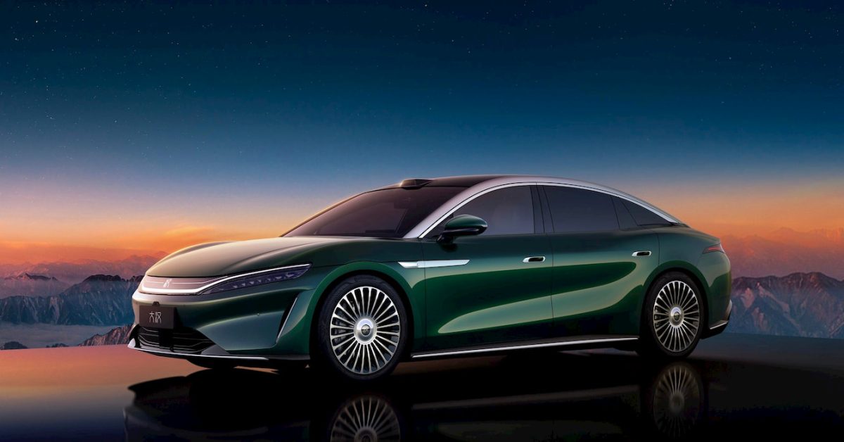 BYD’s sleek new flagship EV has a range of 1,008 km: Here’s our first look at it [Video]