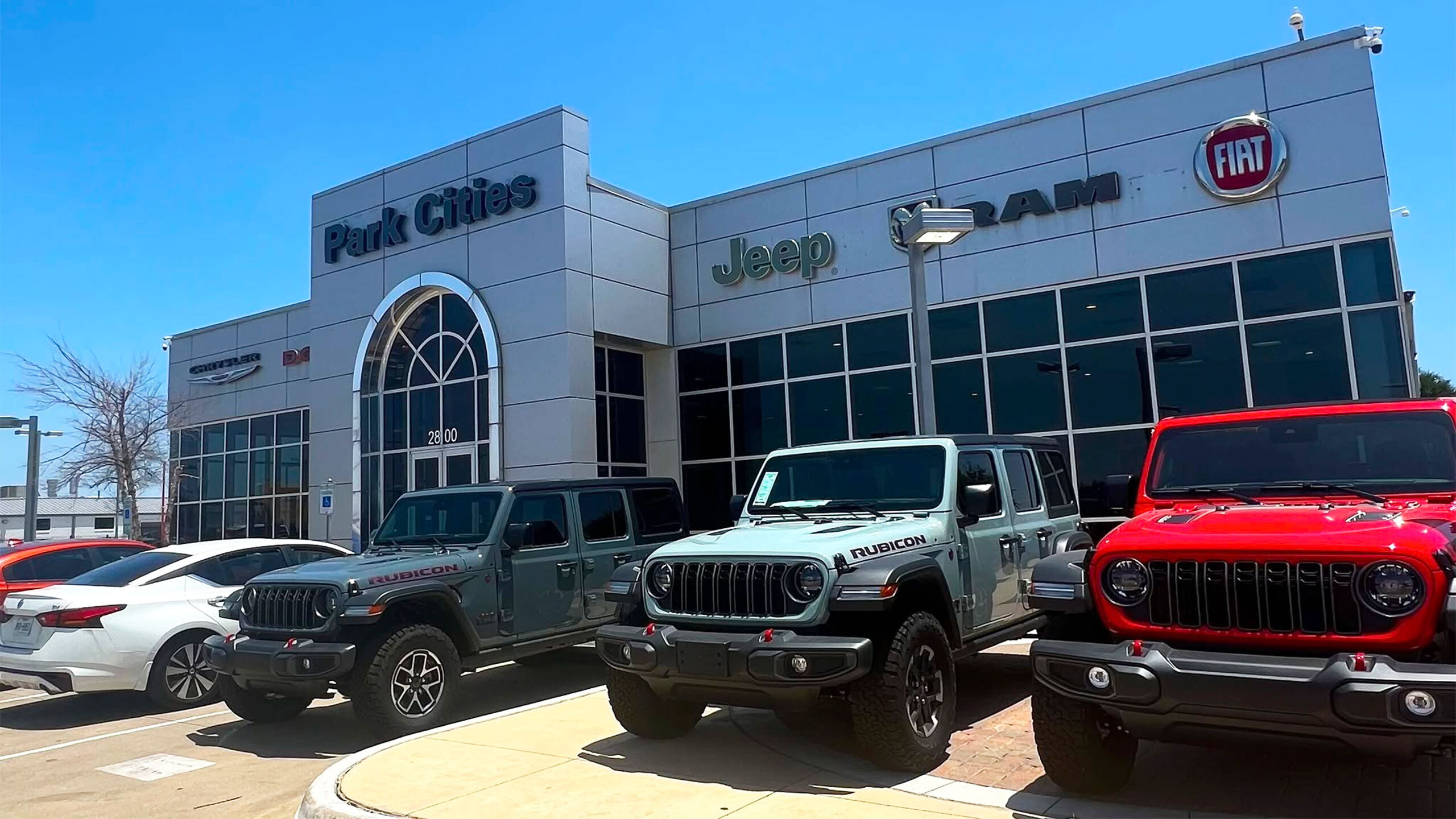 Carvana Rebuilt A Stellantis Dealership For Buyers Who Hate Salespeople | Carscoops