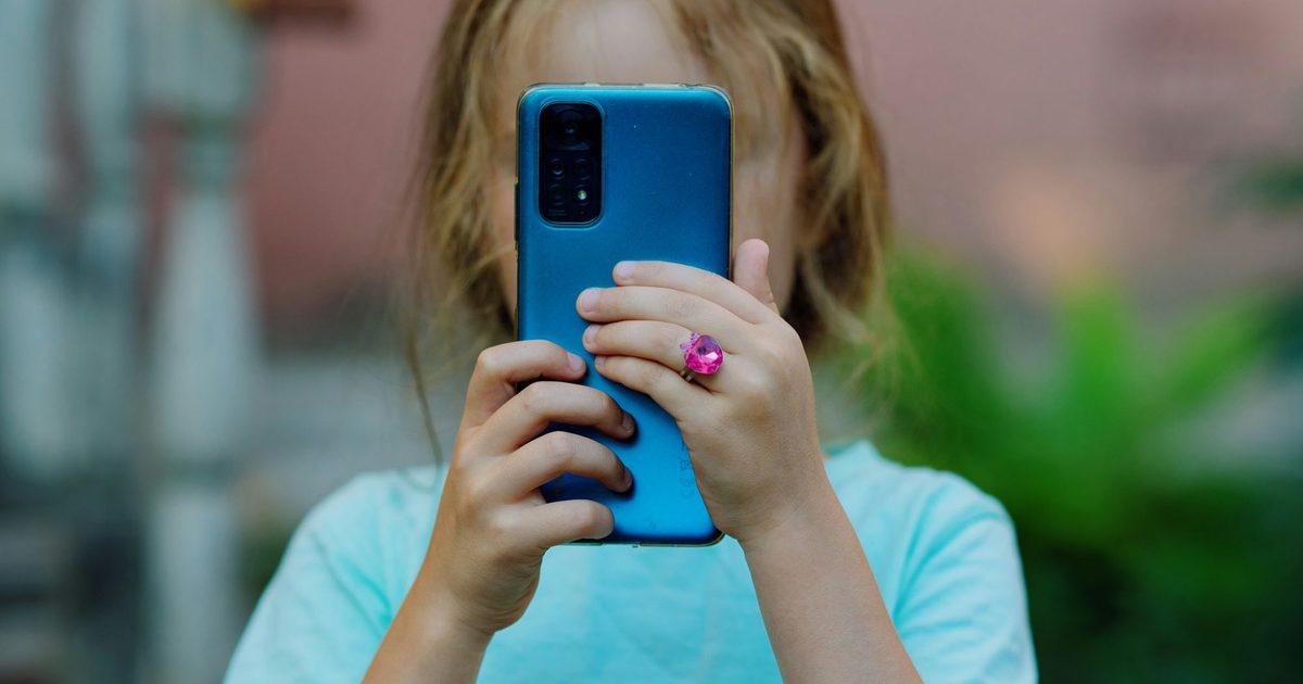 Instagram and WhatsApp lead in sextortion reports, iMessage is weaponized against teenagers: Report
