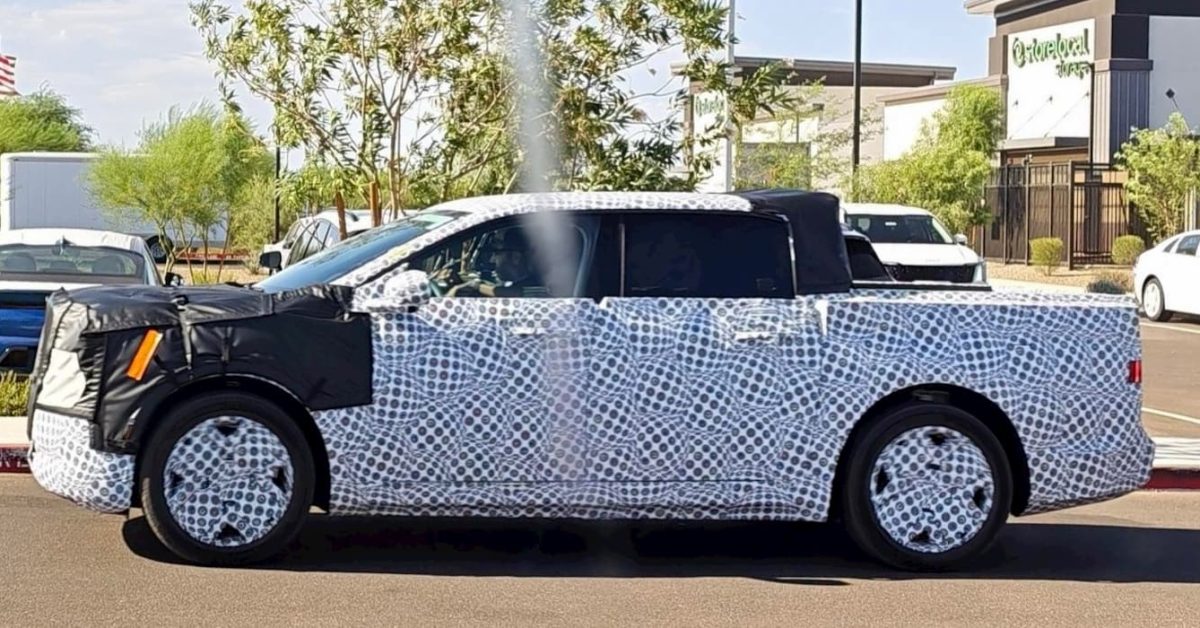Ford’s $30,000 EV pickup makes this full-size SUV look massive