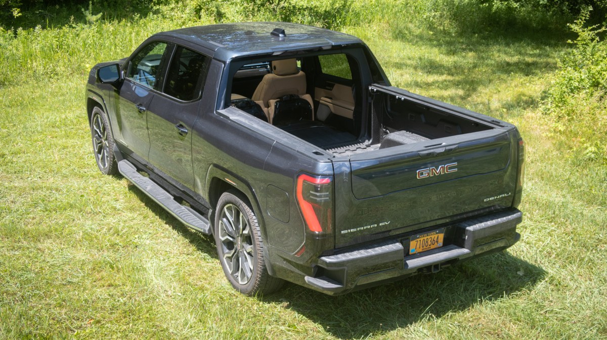 GM’s Gimmicky Midgate Is Actually One of the Best Reasons to Buy an EV Truck