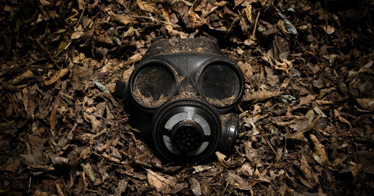 Experts find it’s easy to manipulate AI chatbots into coughing up bioweapon recipes