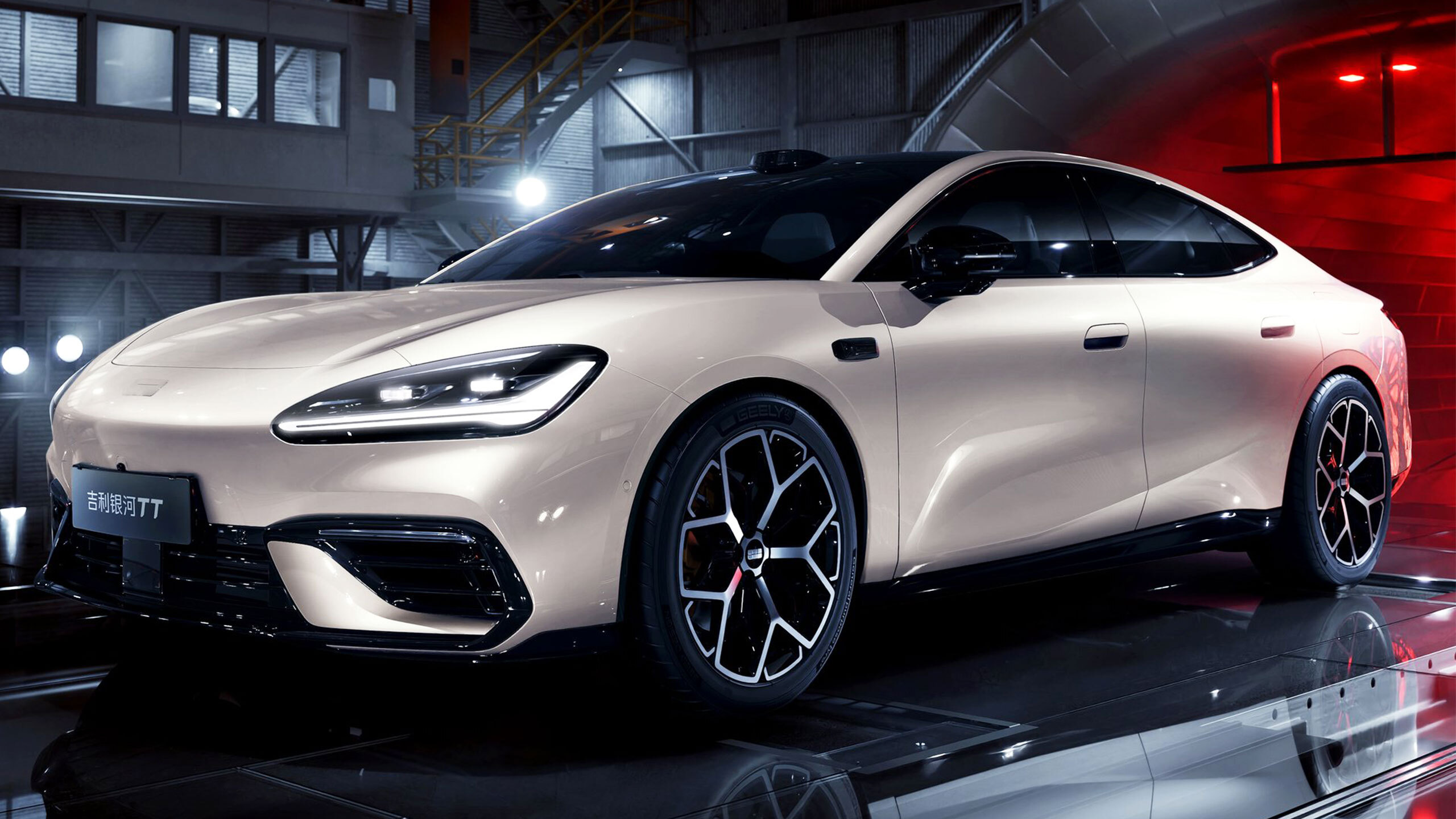 Geely’s New Sedan Claims 450 Miles From A Battery Most EVs Would Call Small | Carscoops