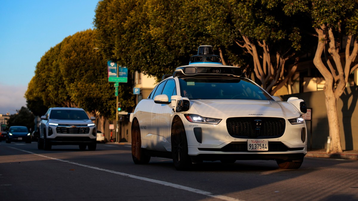NHTSA Says Robotaxis Need to Stop Holding Up First Responders Already: TDS