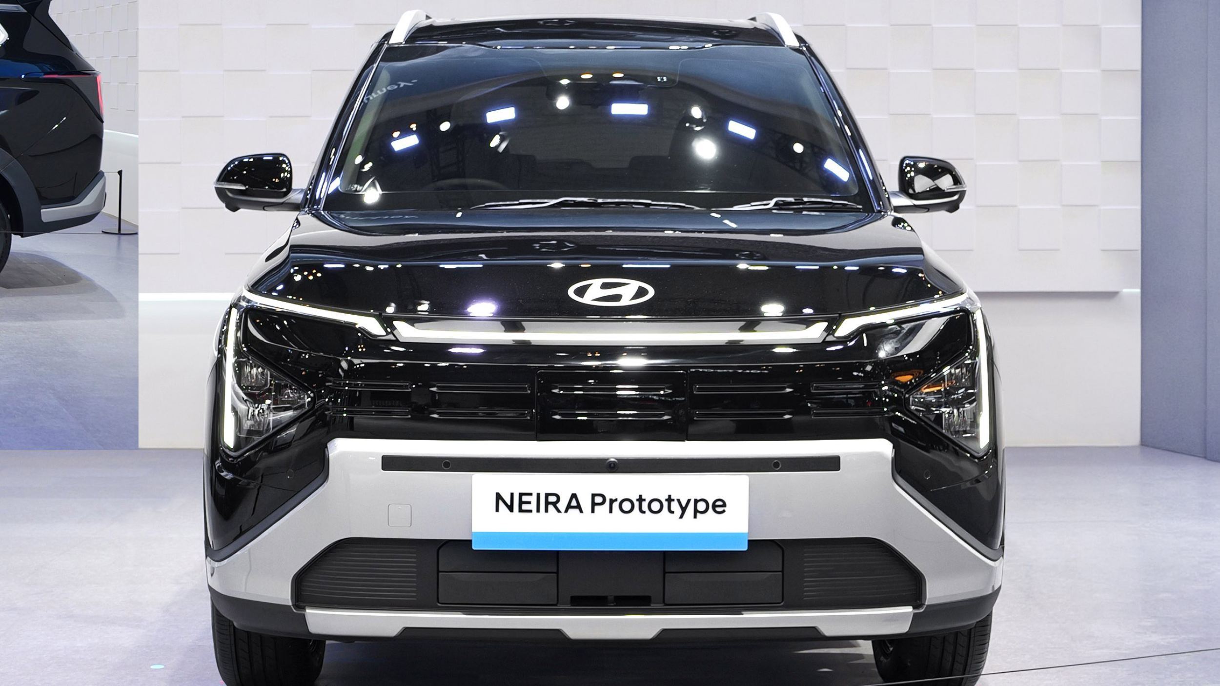 Hyundai’s New Electric Minivan Is Really Just A Kia | Carscoops