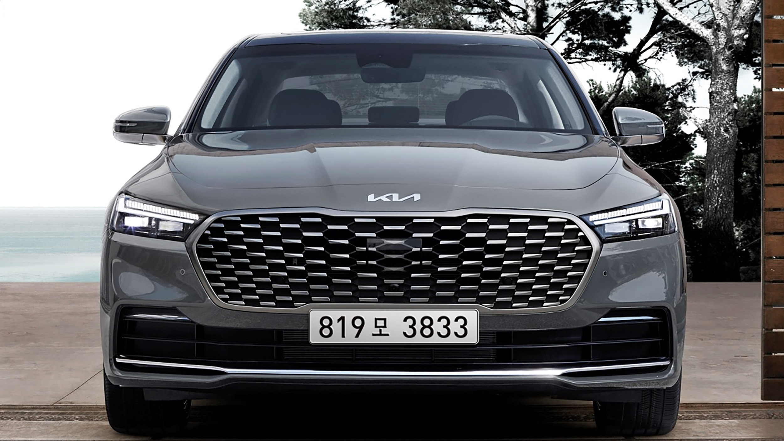 Kia Is Killing Its Flagship Luxury Sedan After Sales Cratered 87% | Carscoops