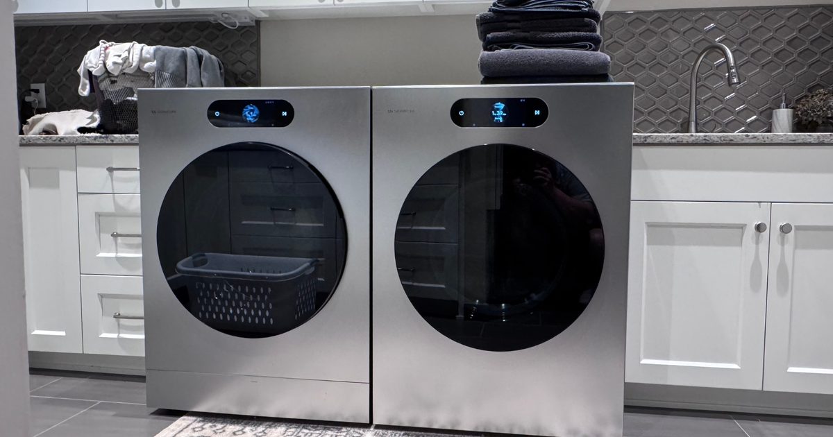 LG SIGNATURE DLEX9900S review: A massive, gorgeous dryer with one AI-sized asterisk