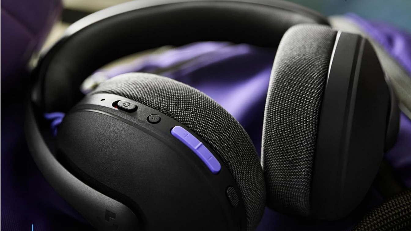 Logitech G325 Lightspeed gaming headset drops to $69.99 in rare Amazon deal