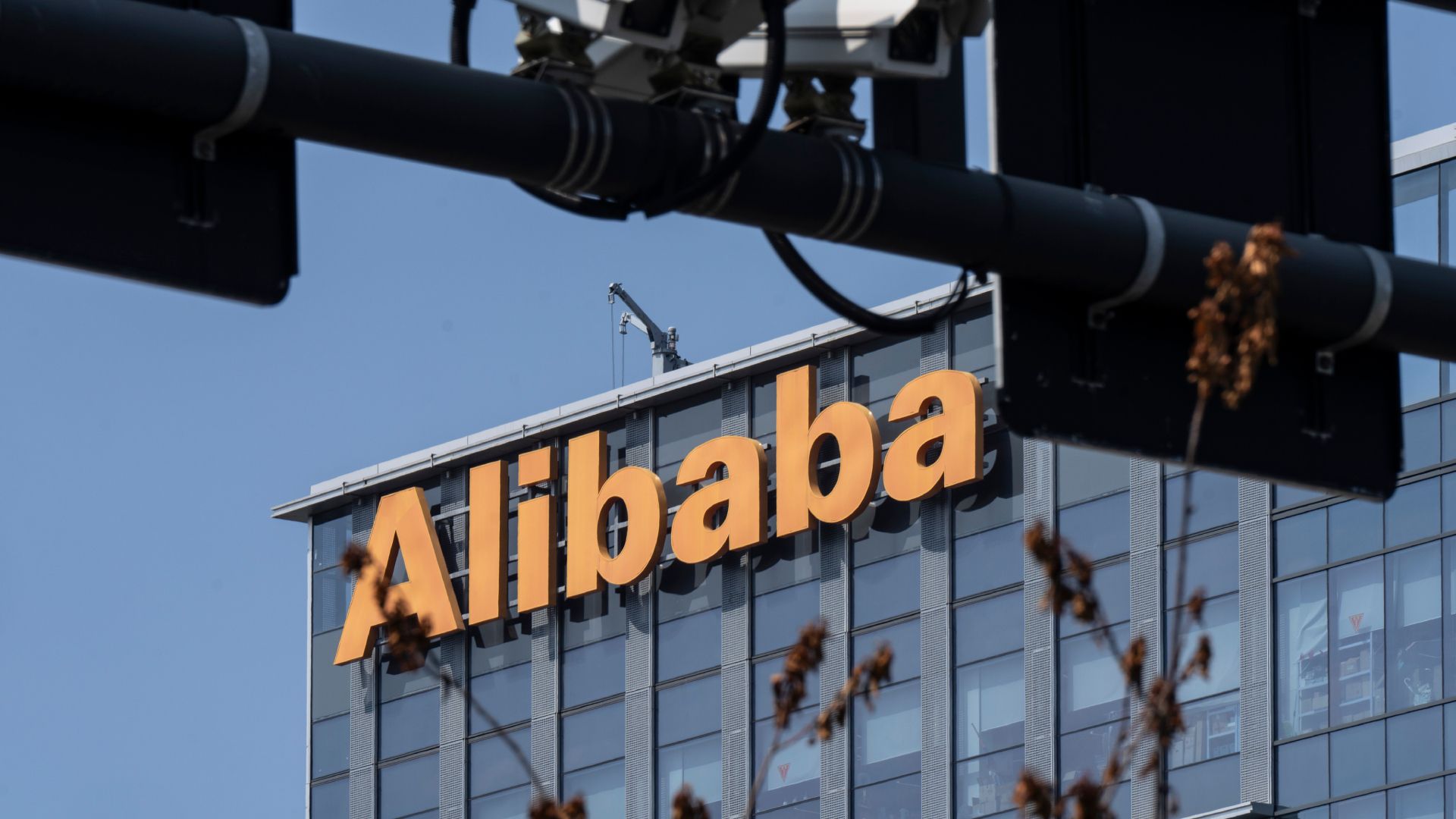 Alibaba bans Anthropic’s Claude Code after an alleged hidden China-detection backdoor is uncovered — employees told to switch to Qoder as the rift between the firms widens