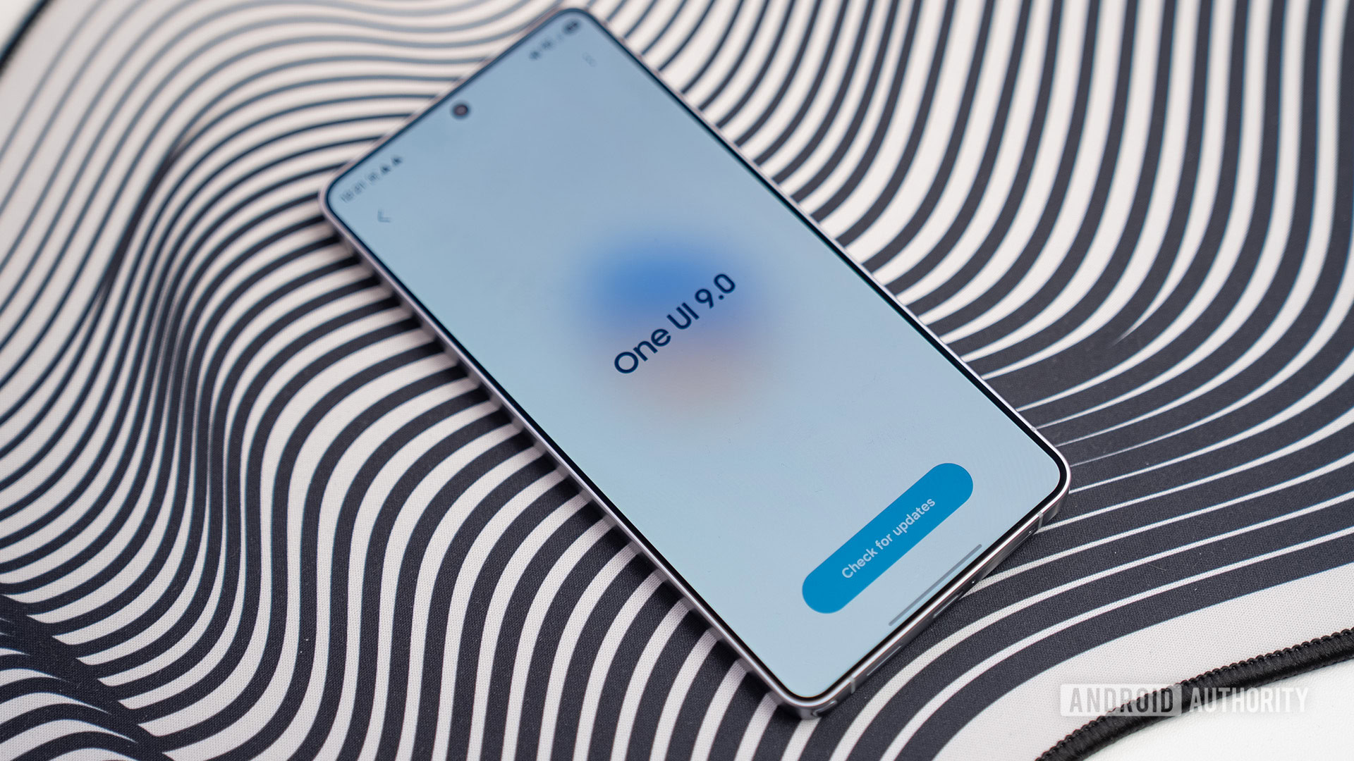 Breaking: Galaxy S26 series gets fourth One UI 9 beta release with July security patches