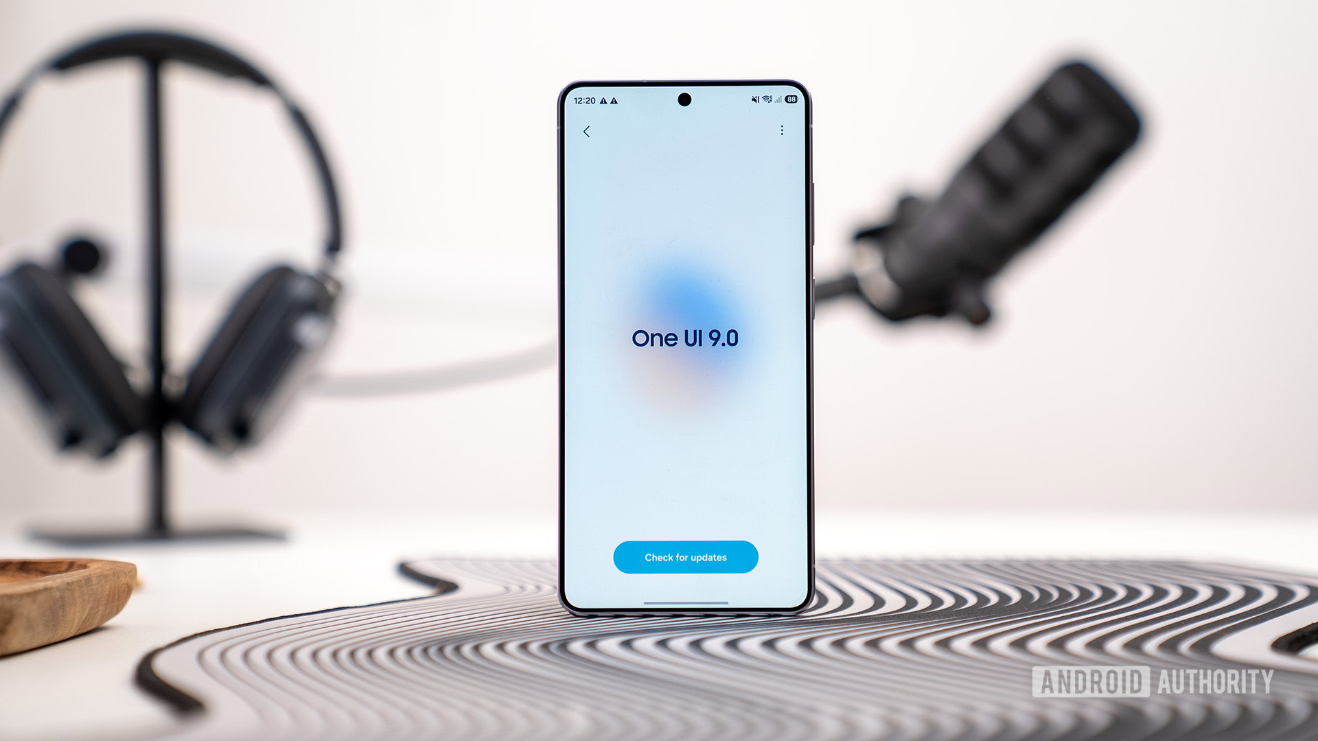 Your Galaxy phone will soon force a factory reset if you forget its PIN