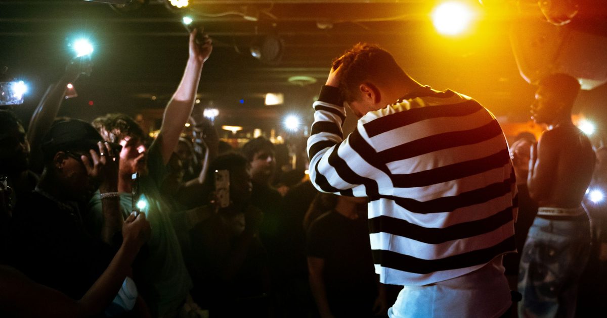 Camera anxiety is changing how young adults party