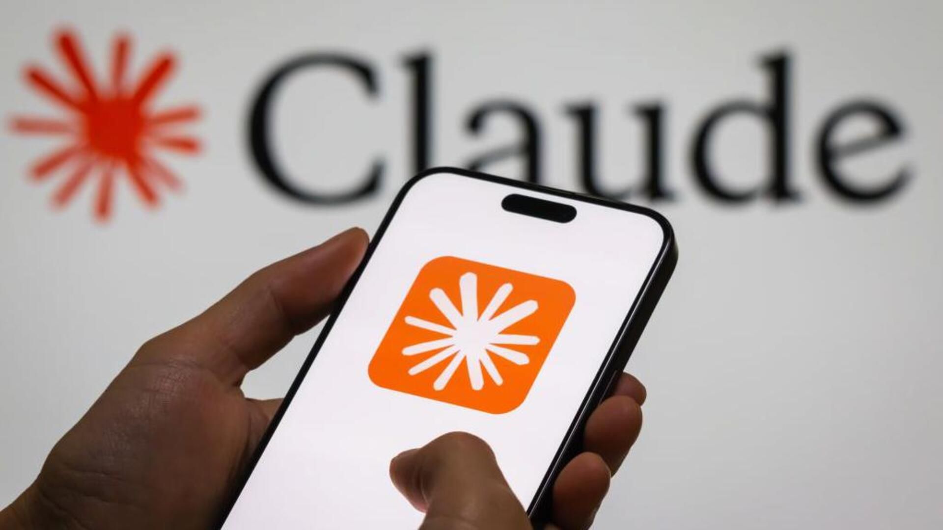 I tested Claude Sonnet 5 vs ChatGPT as a real assistant, not a chatbot — here’s who won