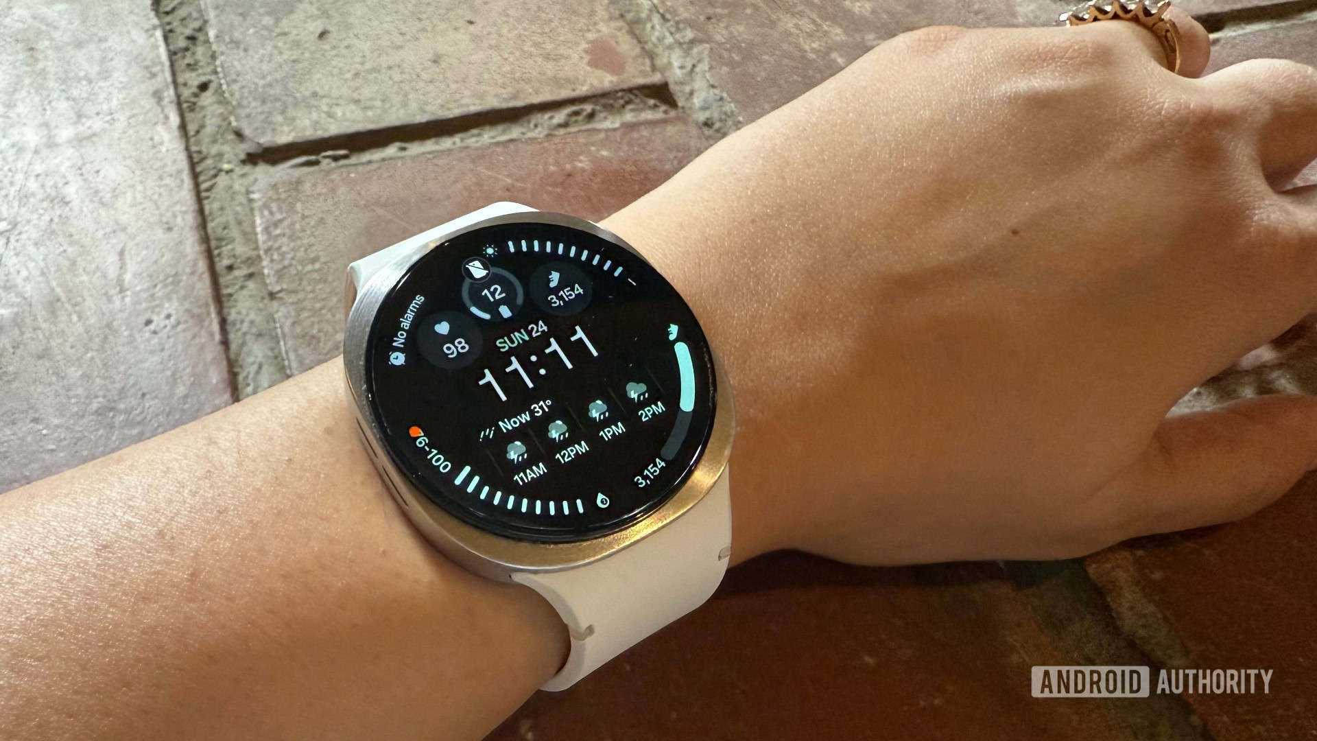 Google Store quietly starts selling Samsung wearables, starting with the Galaxy Watch 8