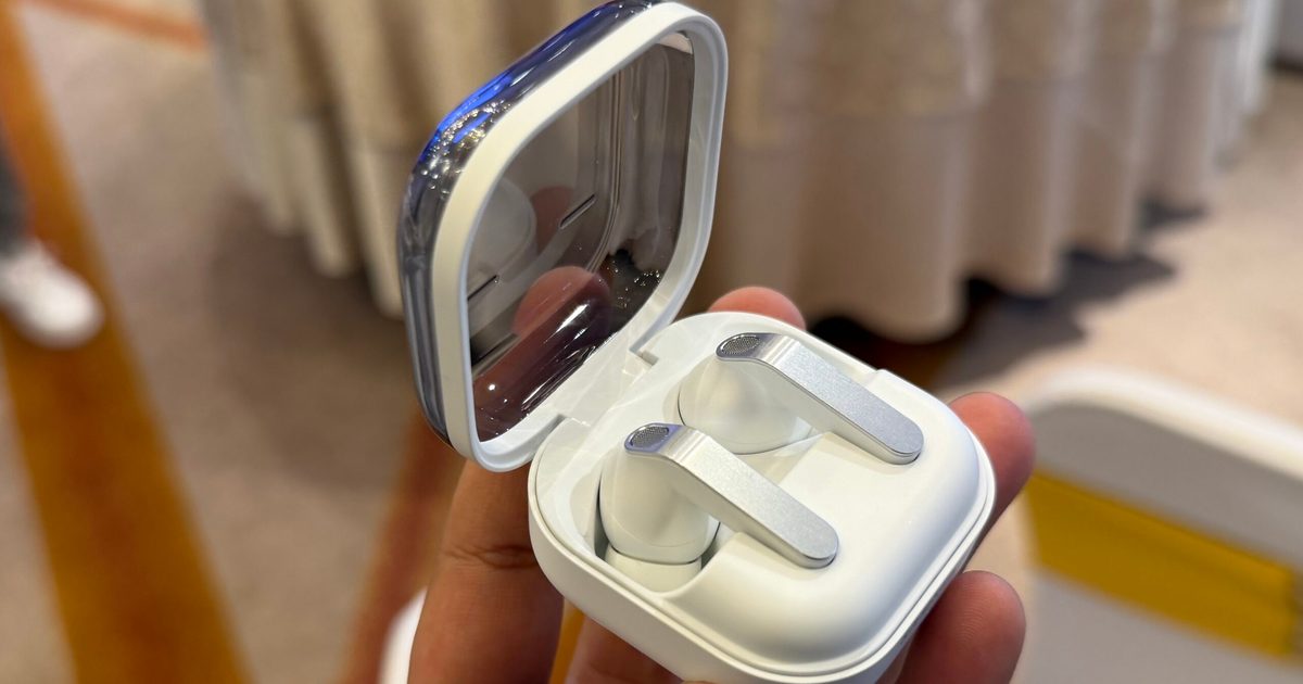 Samsung may finally be working on Galaxy Buds that won’t fall out during a run
