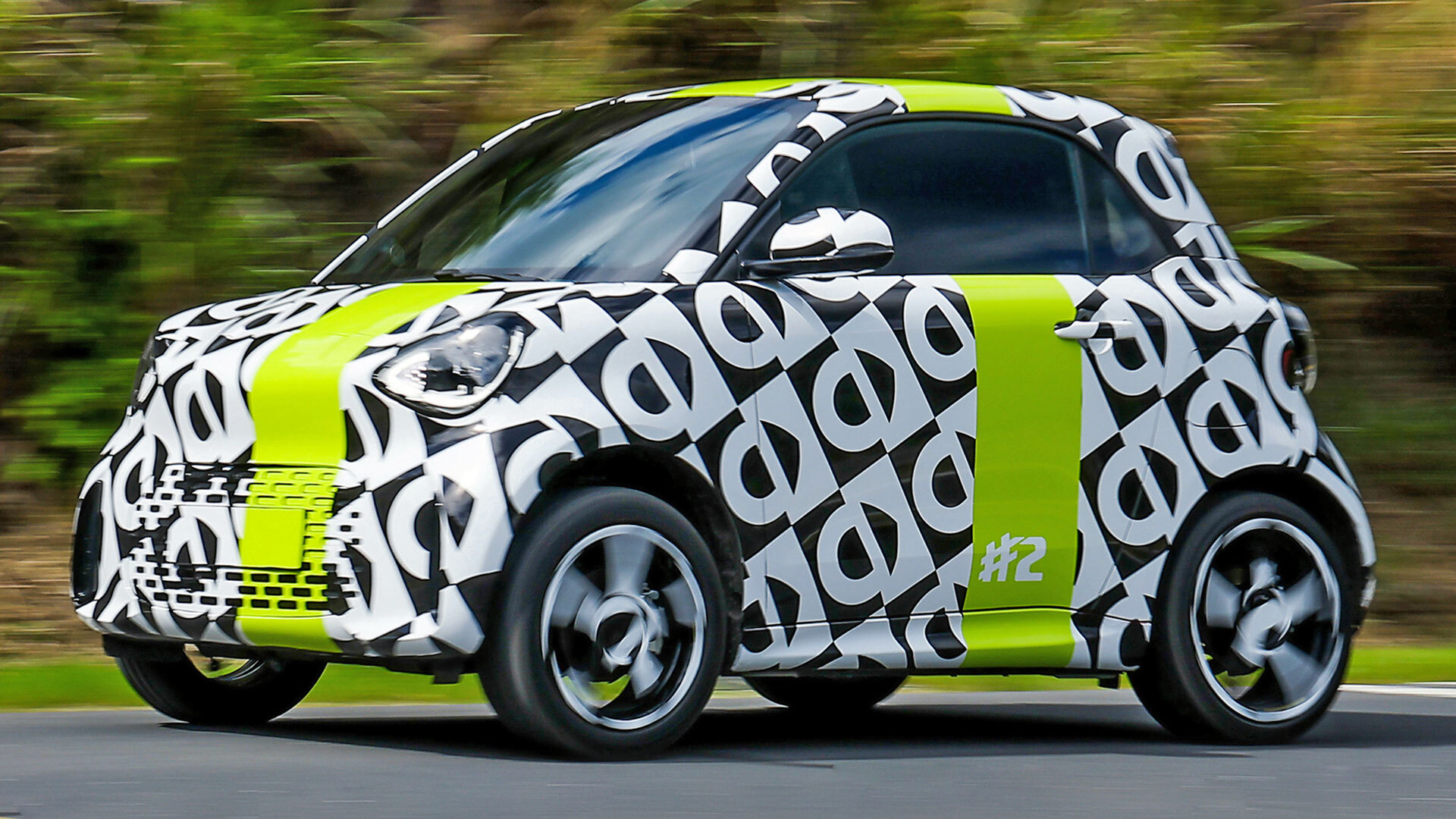 Smart Teases The Production #2, The Two-Seater It Swore Off Years Ago | Carscoops