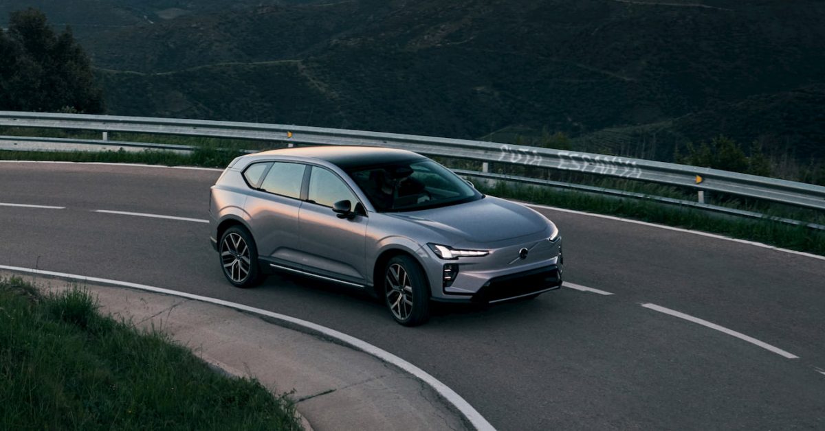 Volvo’s new midsize electric SUV delivers more range than expected, with up to 330 miles