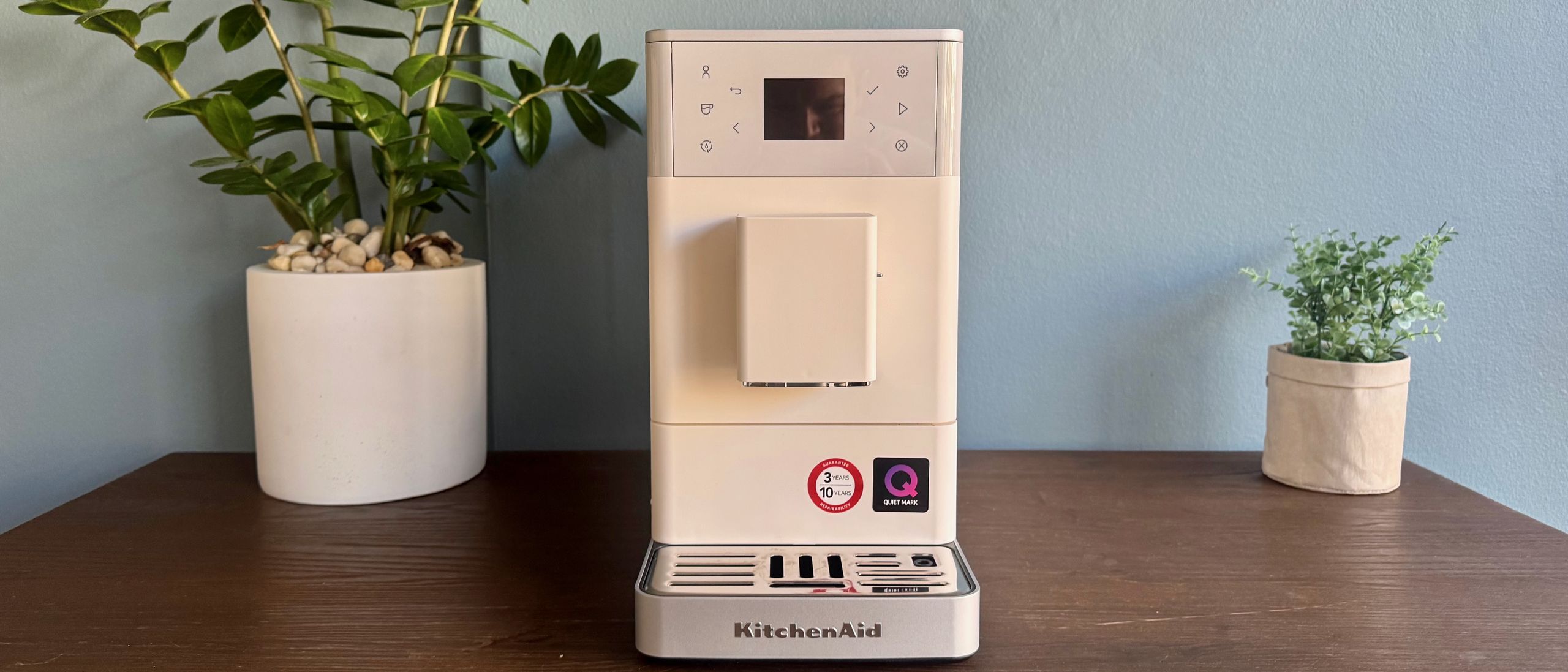 The KitchenAid KF3 brews a mean espresso time after time and looks great doing it, but iced-coffee drinkers should tread with caution