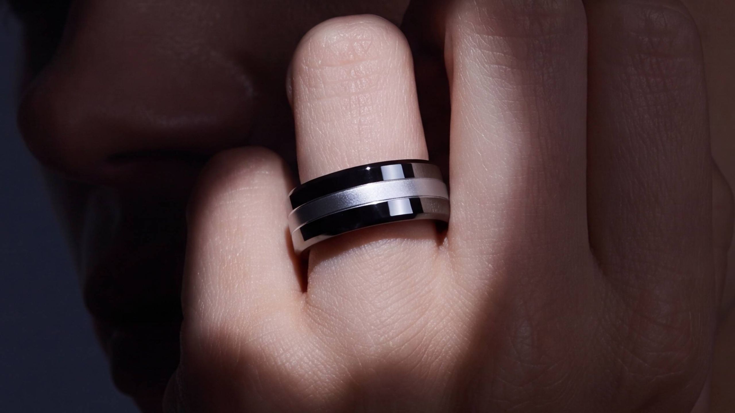The Signal Ring might have finally solved a problem that everyone from Apple to Samsung have been trying to crack for years