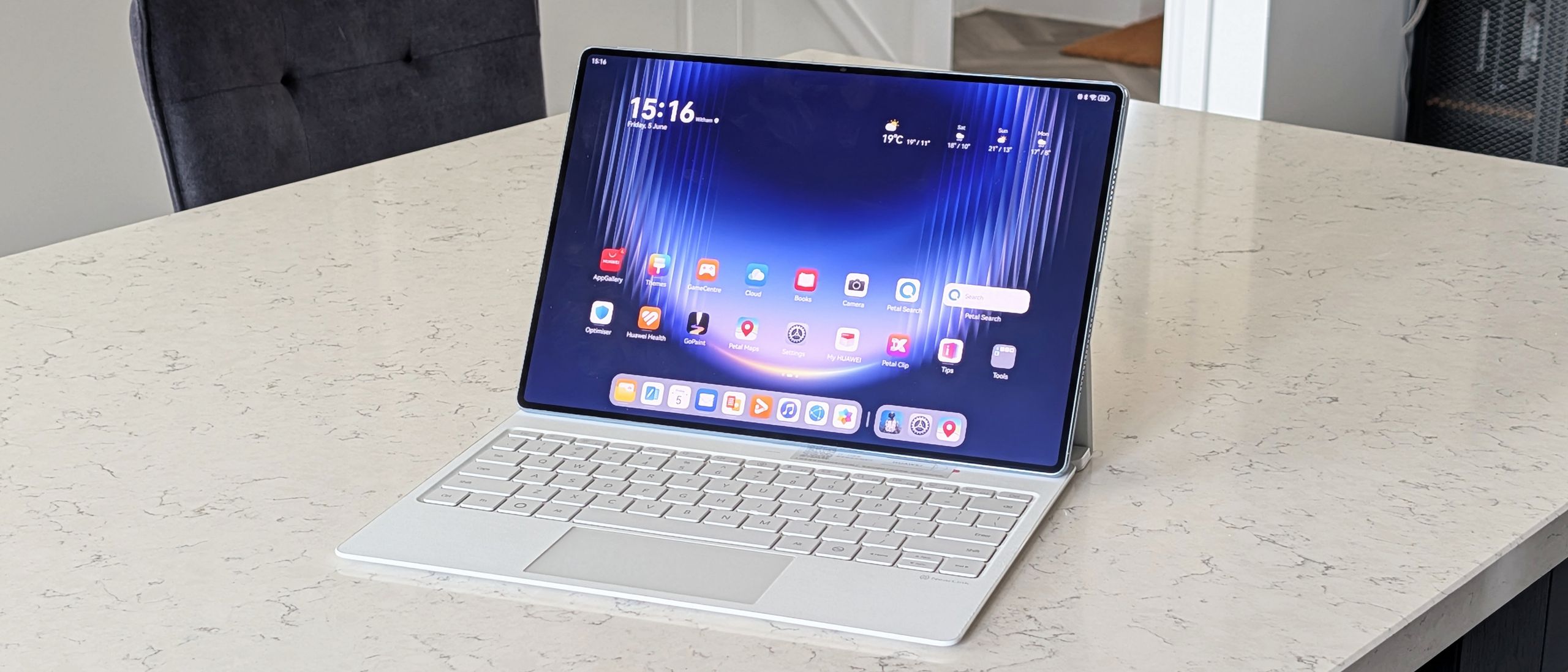Huawei MatePad Pro Max review: brilliant, iPad Pro-rivaling hardware — but there’s one major flaw