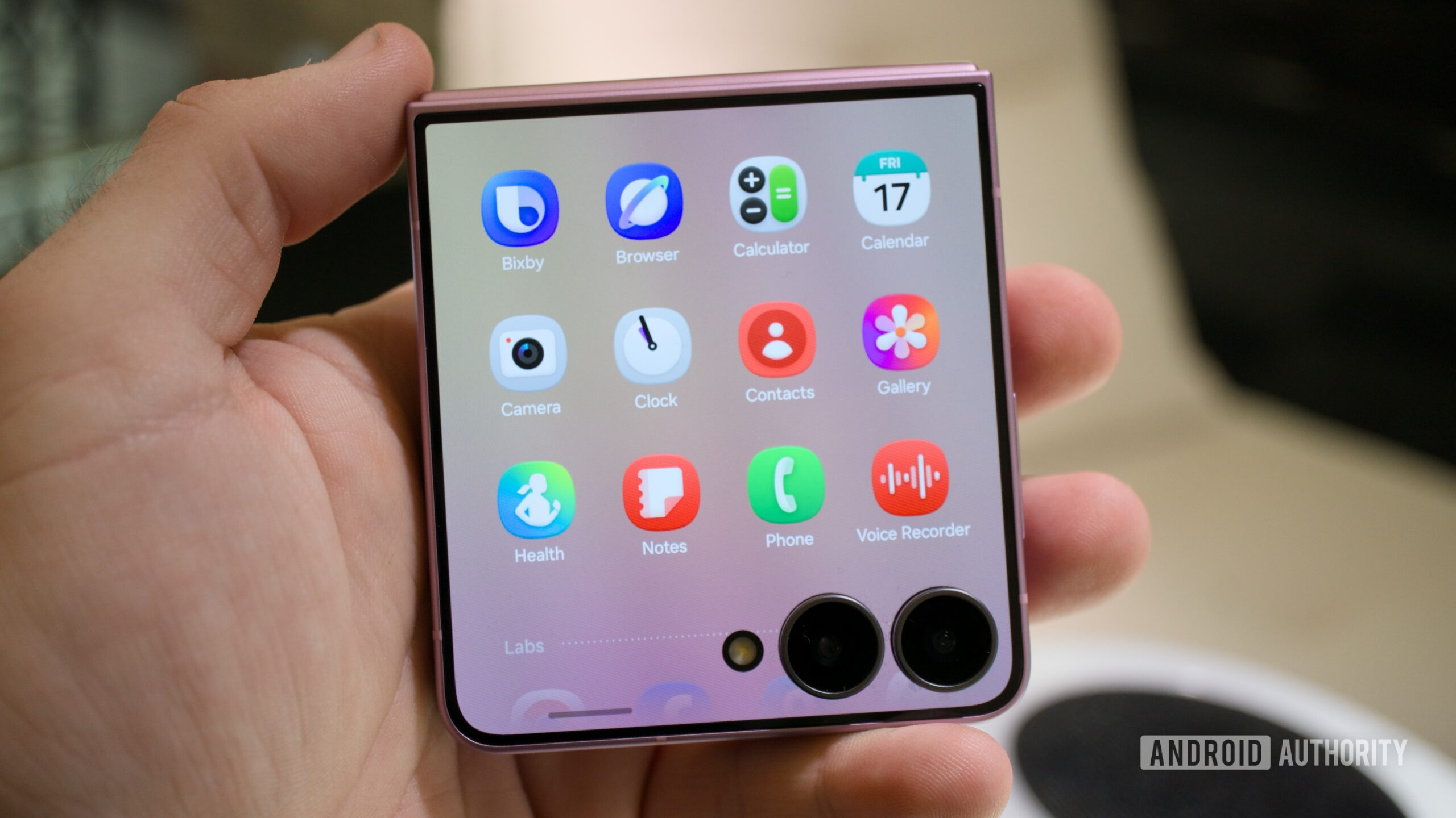 The Galaxy Z Flip 8 no longer needs Good Lock for this cover screen feature