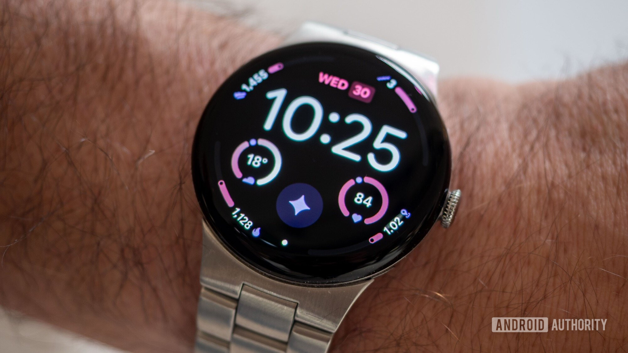 Google Pixel Watch 4 LTE drops to $349.99 in one of its best Amazon deals yet
