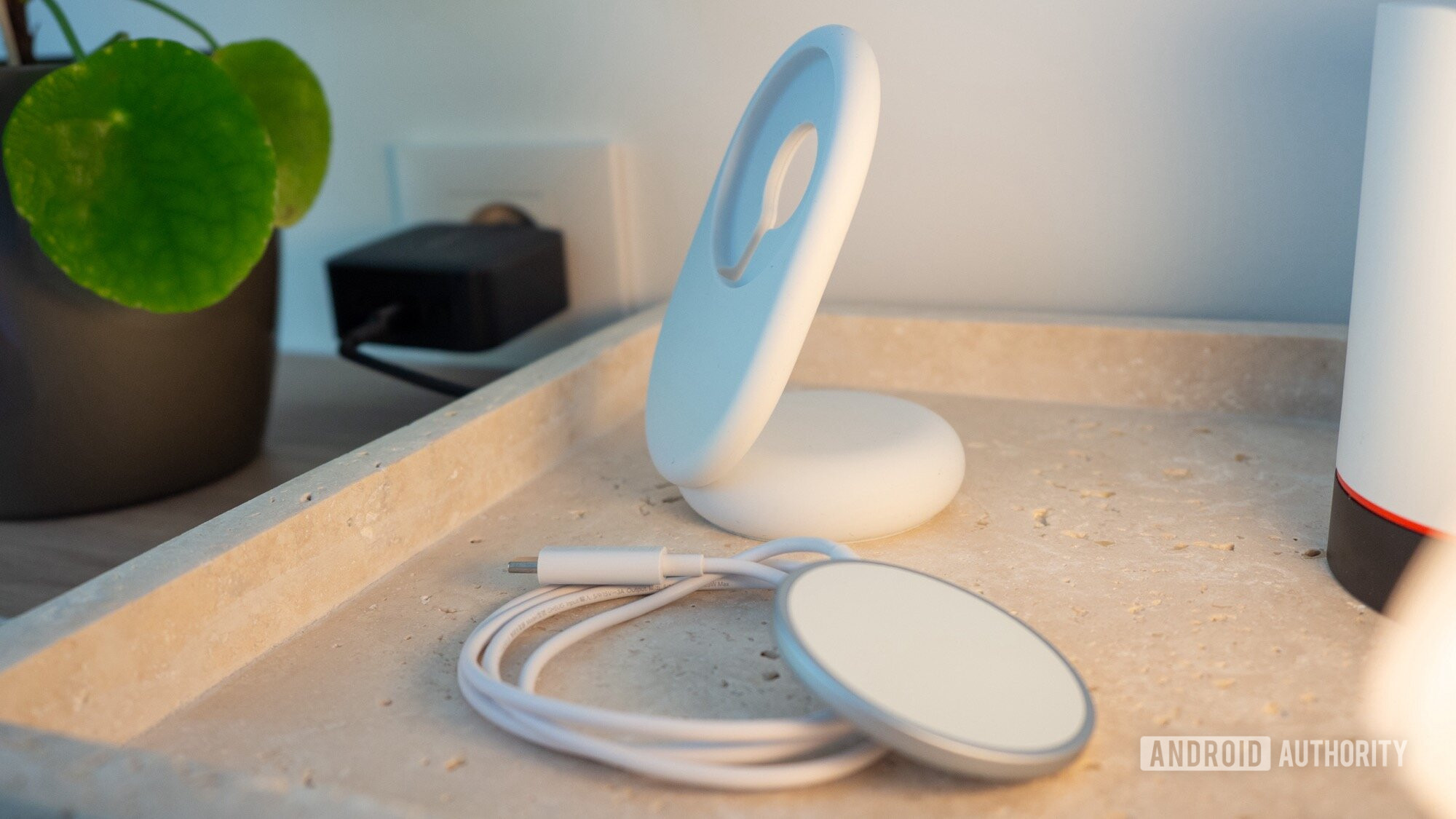 This tempting Google Pixelsnap Charger deal even beats its Prime Day price