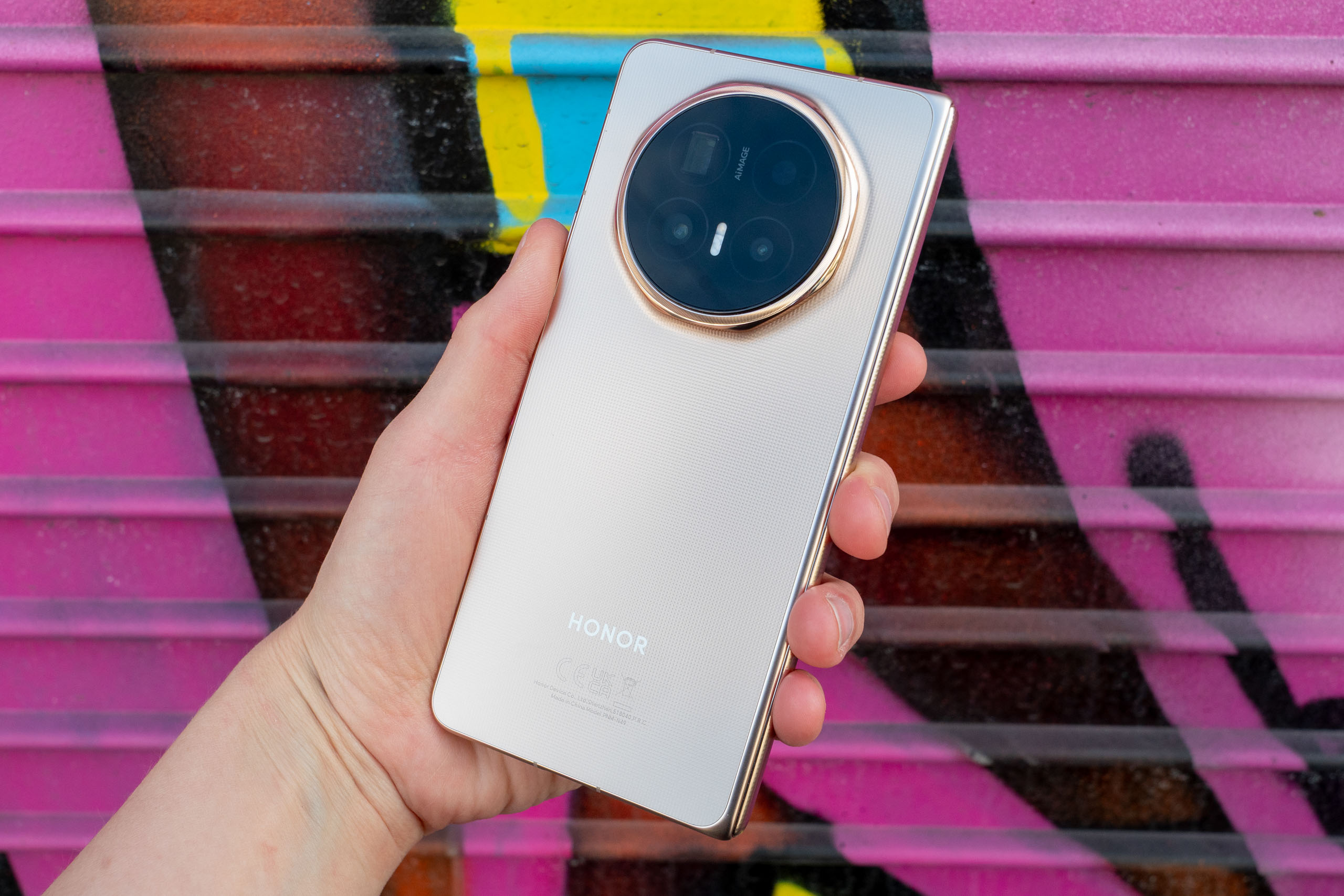 Honor Magic V6 review – slim, light and with three great cameras, is this the folding phone to beat for photography?