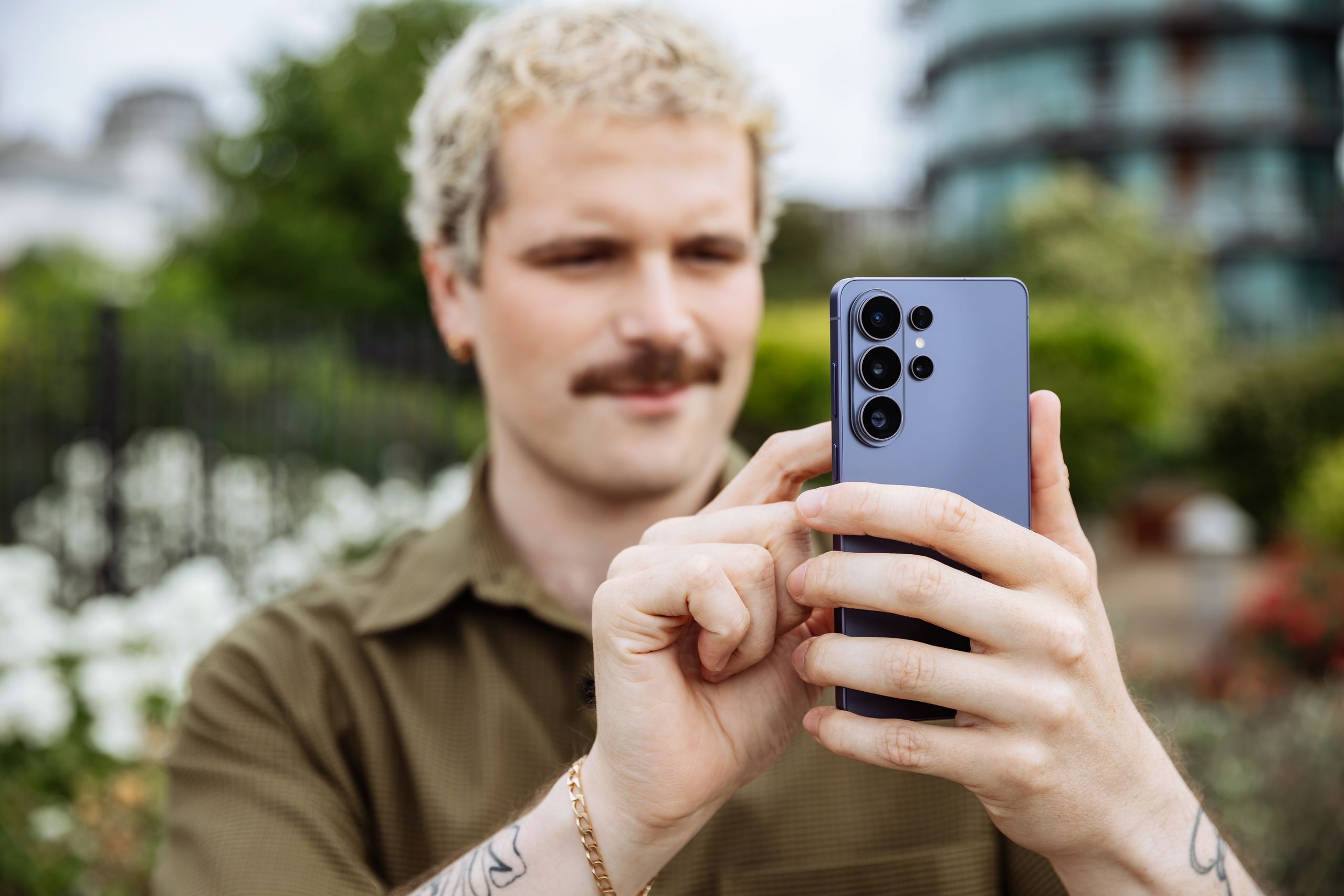 Is the Samsung Galaxy S26 Ultra a good choice for content creators? Your questions asked