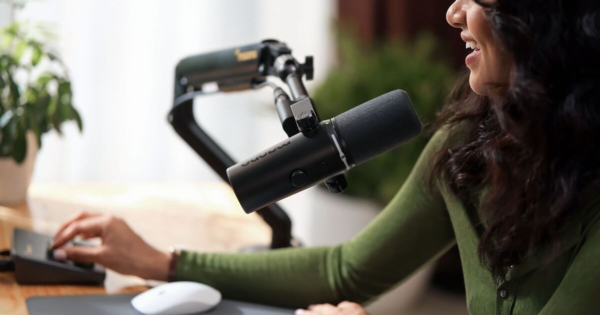 Next-gen podcast mic will save you from messing up recordings