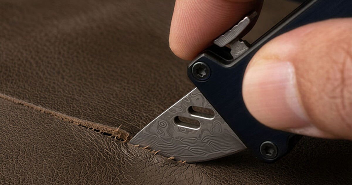 Tiny knife is actually a multitool with a few extra functions