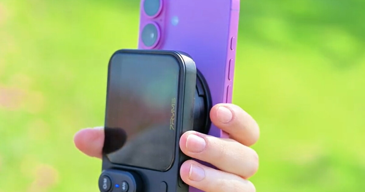 V1 Pro monitor for smartphones makes solo filming easier