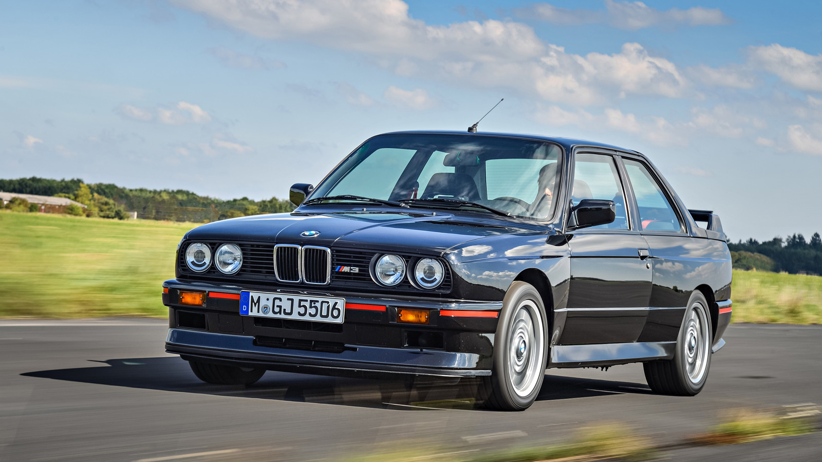 5 Nearly-Perfect ’80s Cars That Almost Everyone Agrees On – SlashGear