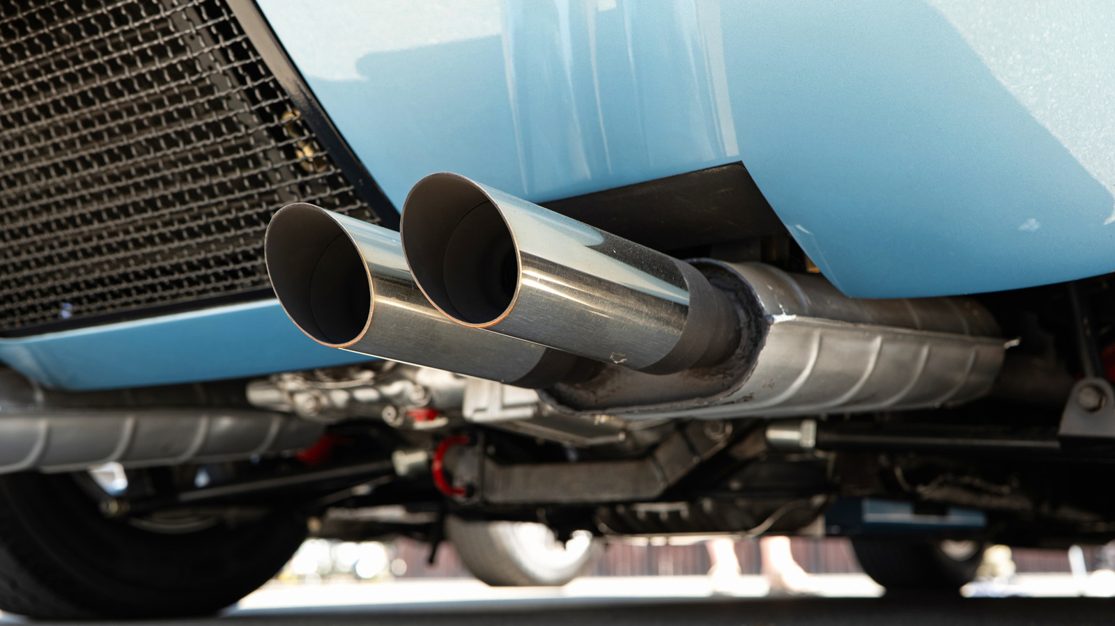 Why Do Some Cars Make Popping Noises? – SlashGear